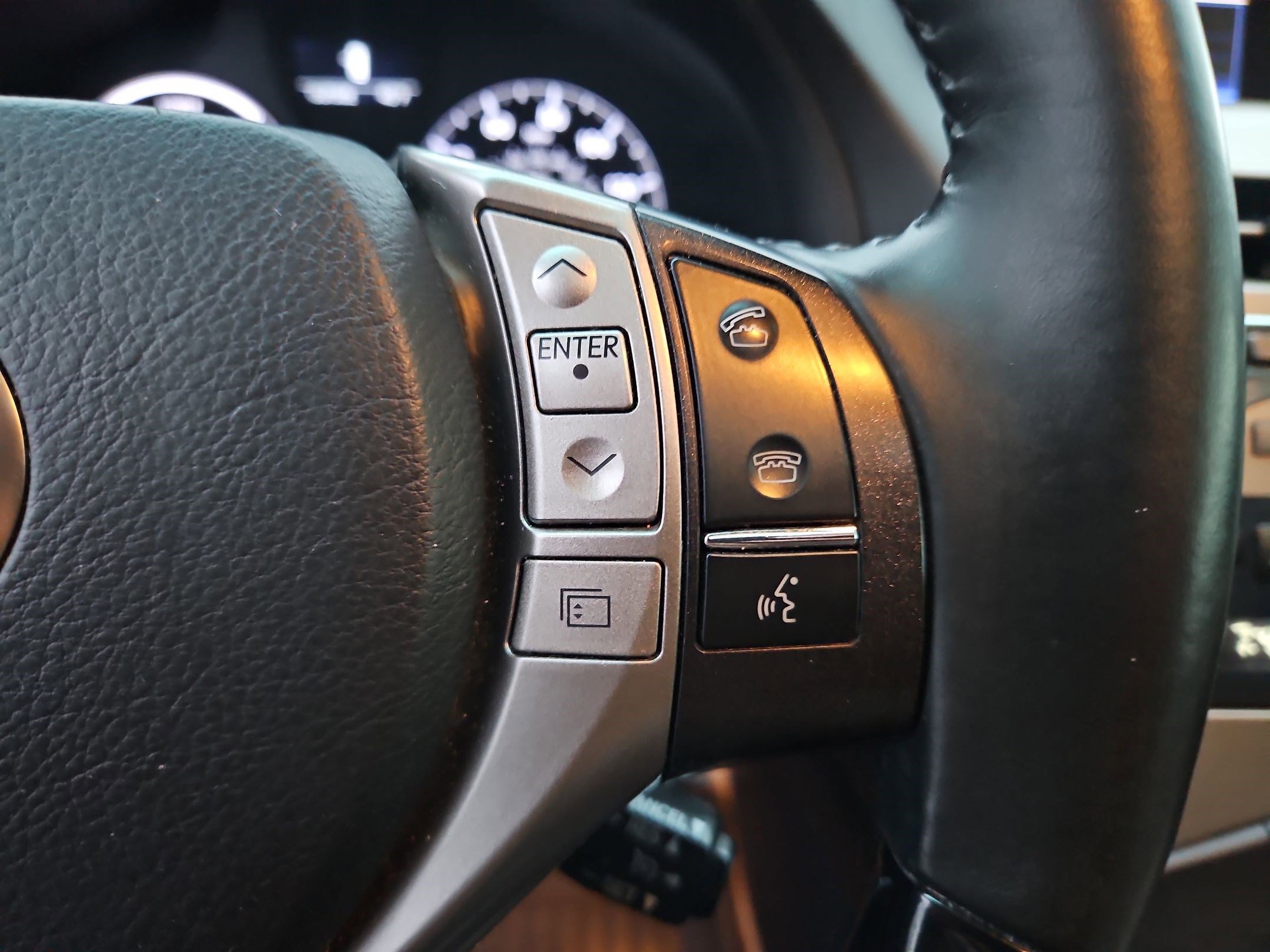 Used 2015 Lexus RX 450h AWD image 21