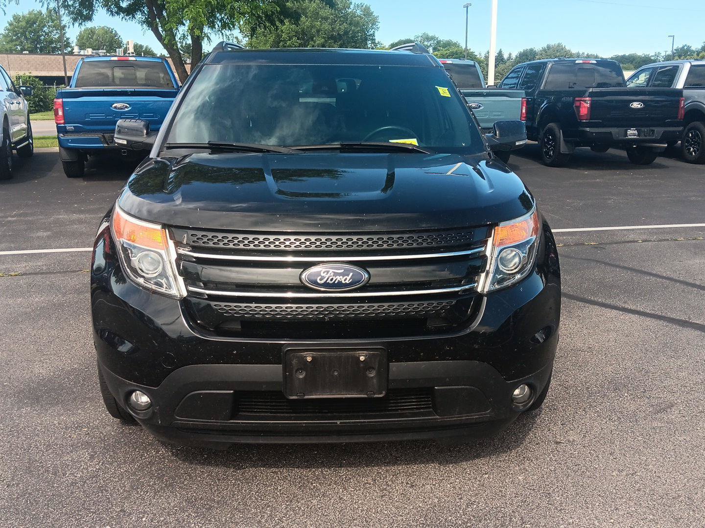 Used 2015 Ford Explorer Limited w/ Equipment Group 302A AWD/4WD image 13