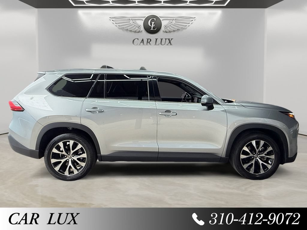 Used 2024 Toyota Grand Highlander AWD Hybrid image 6