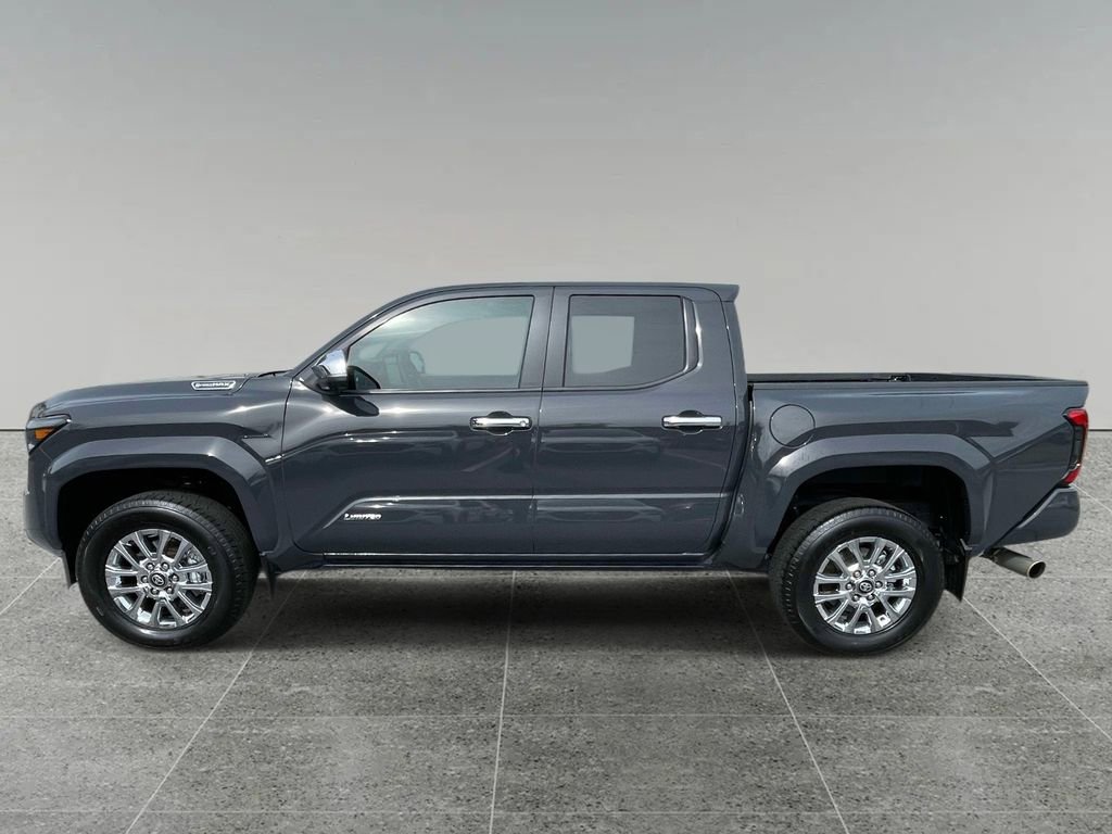 Used 2025 Toyota Tacoma Limited AWD/4WD image 2