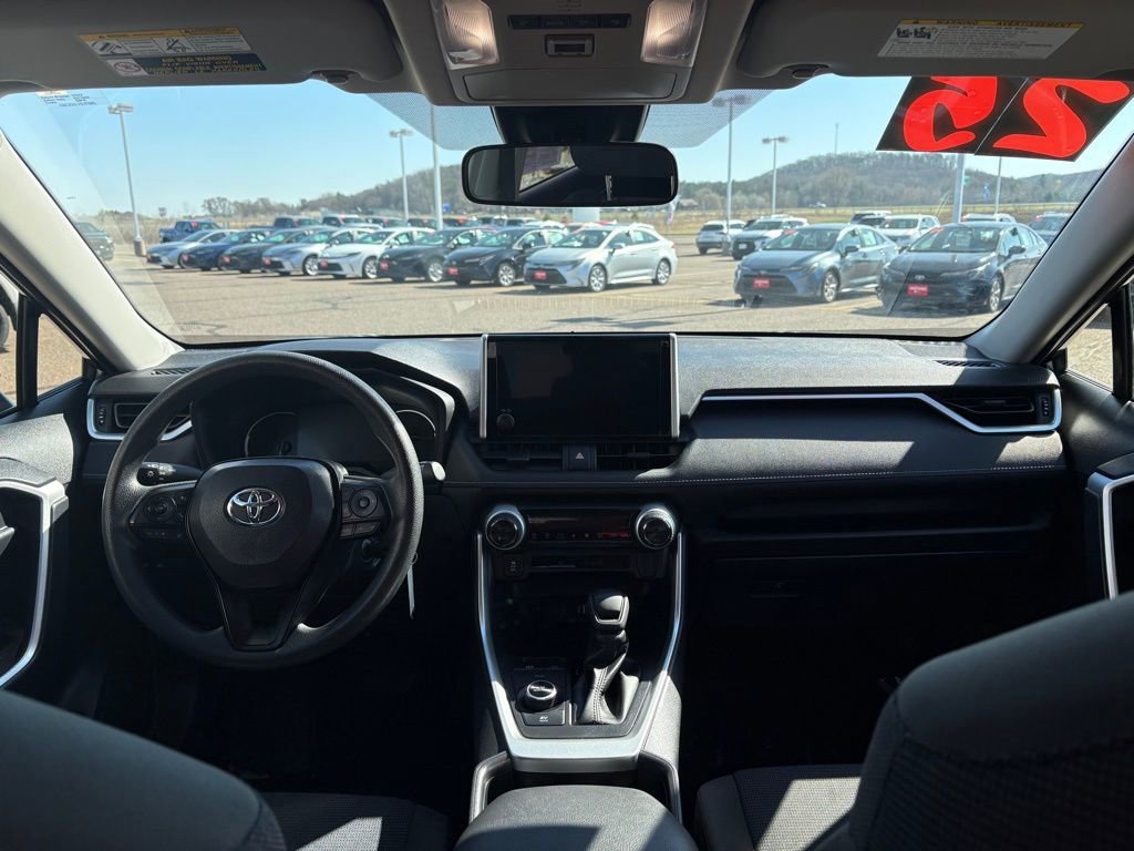Certified 2025 Toyota RAV4 LE AWD/4WD image 17