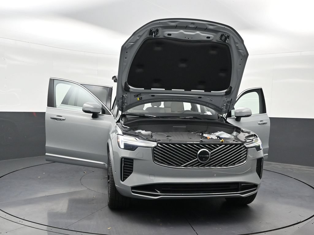 New 2027 Volvo XC90 T8 Plus AWD/4WD image 34