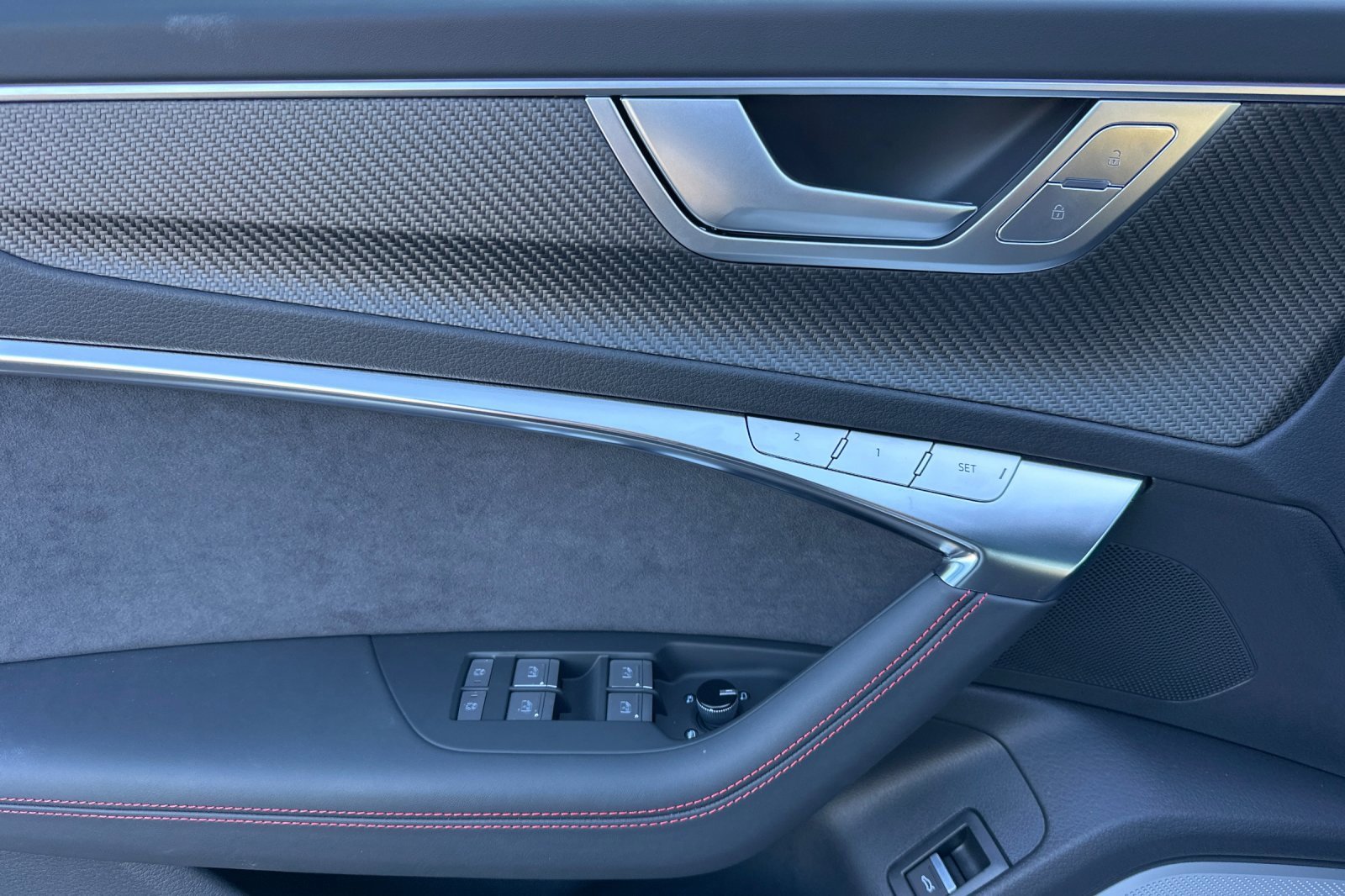 New 2025 Audi RS 6 performance image 10