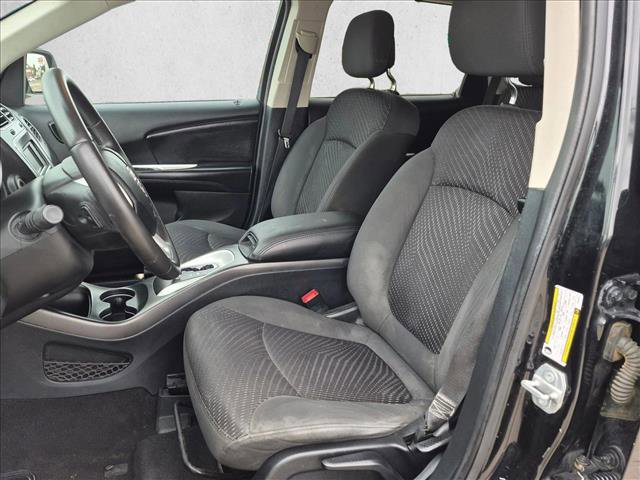 Used 2018 Dodge Journey SE w/ Connectivity Group FWD image 15