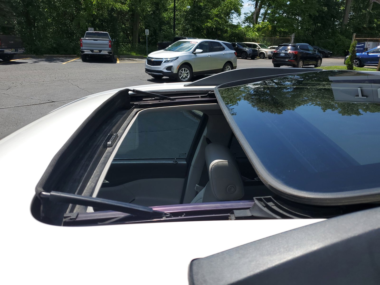 Used 2019 GMC Acadia SLT image 8