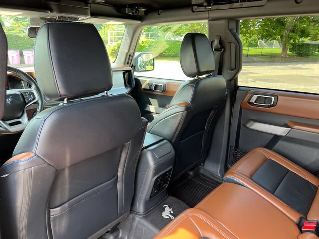 Used 2022 Ford Bronco Outer Banks w/ Sasquatch Package AWD/4WD image 28