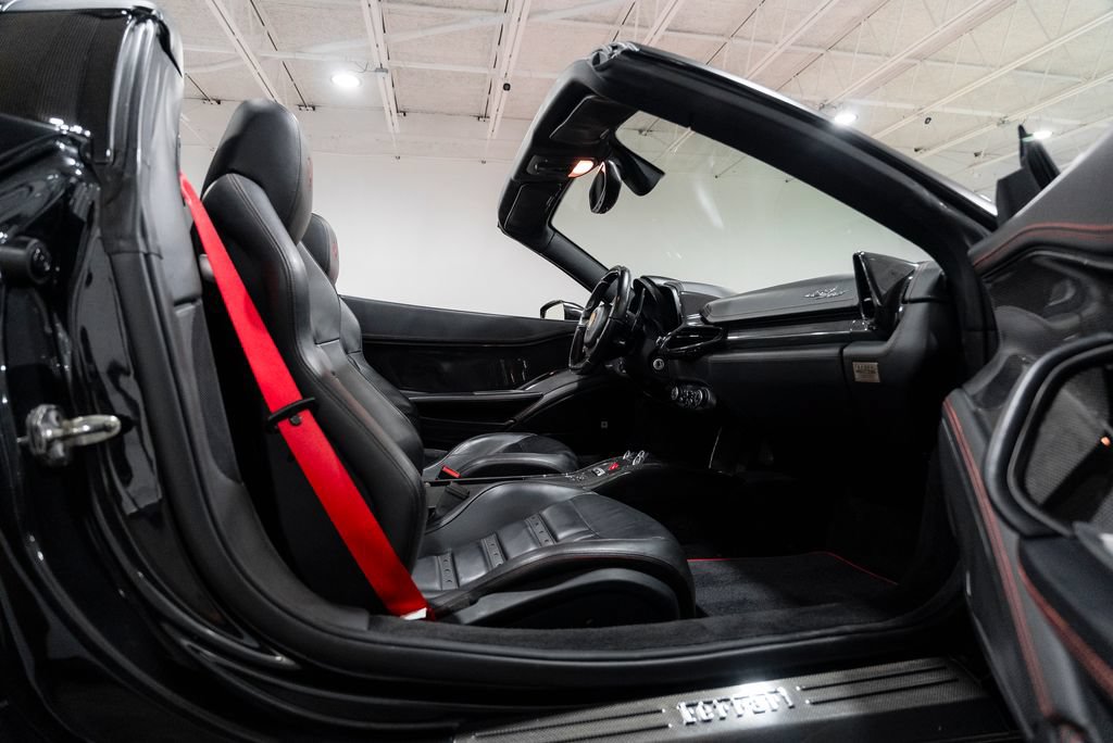 Used 2012 Ferrari 458 Spider RWD image 69