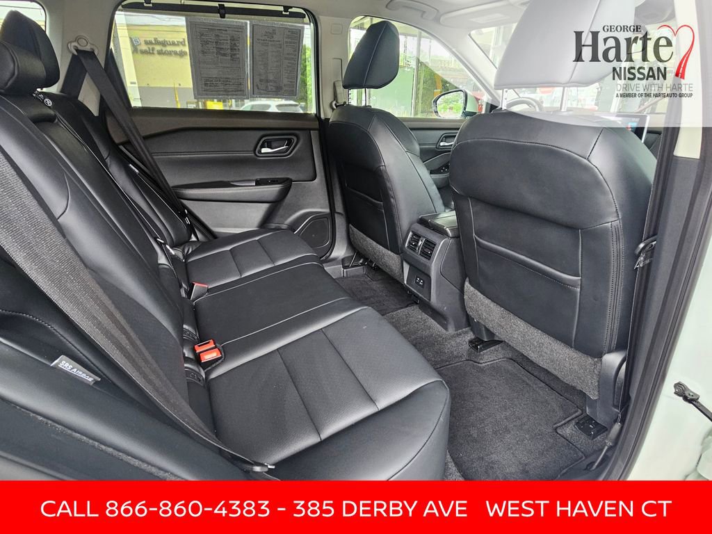 Certified 2022 Nissan Rogue SV w/ SV Premium Package image 46