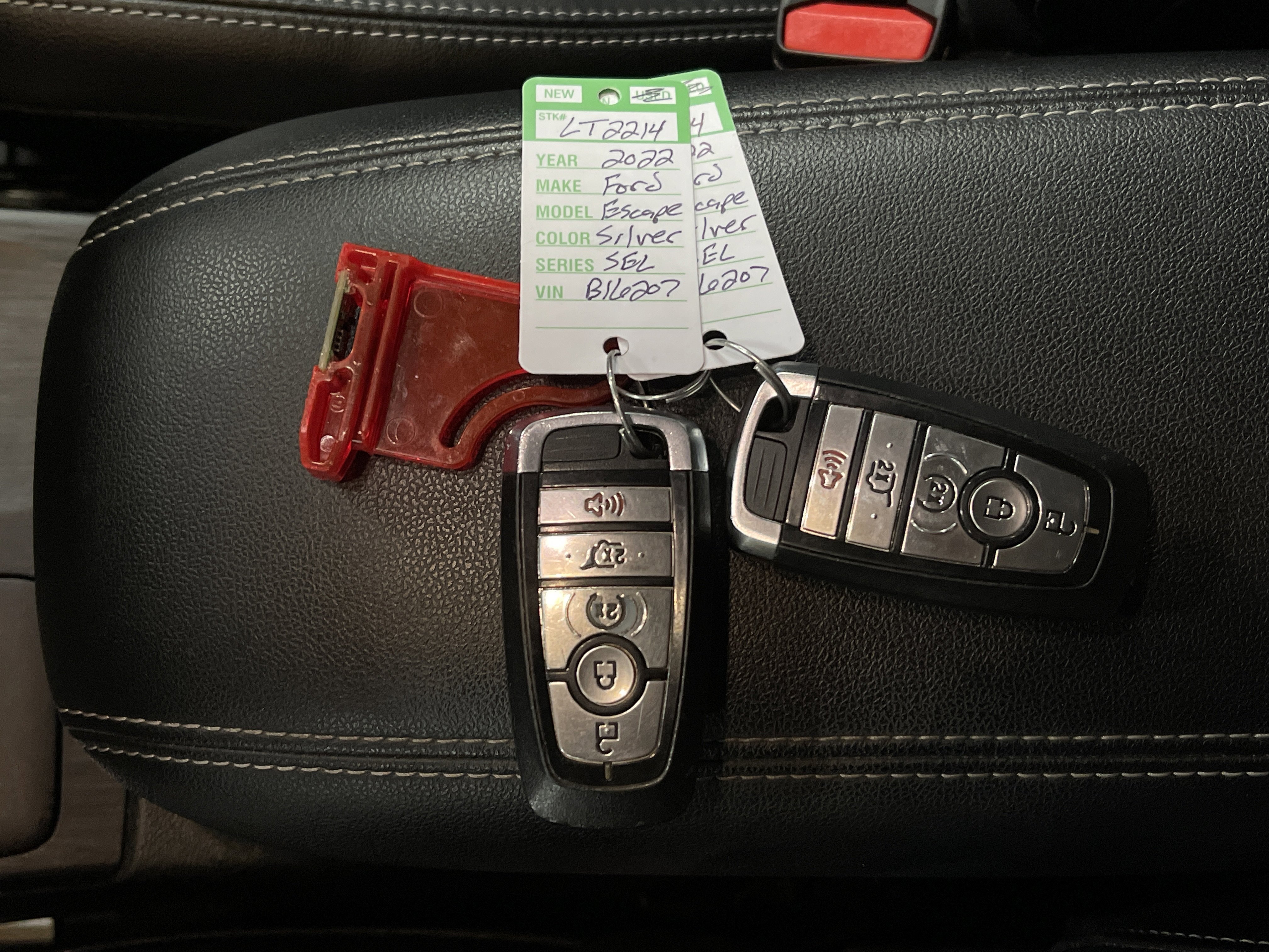 Used 2022 Ford Escape SEL image 26