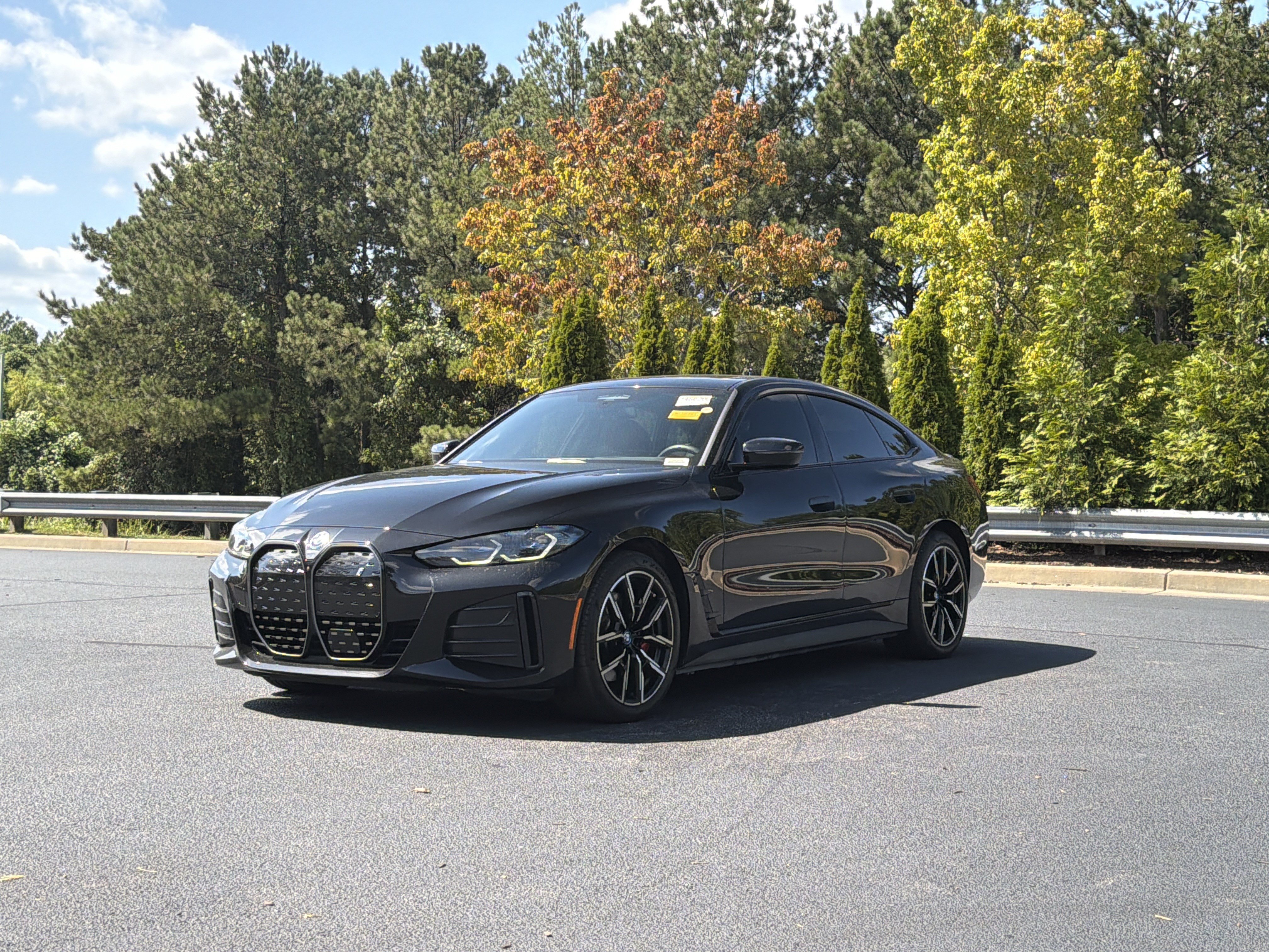 Used 2023 BMW i4 eDrive40 w/ M Sport Package RWD image 10