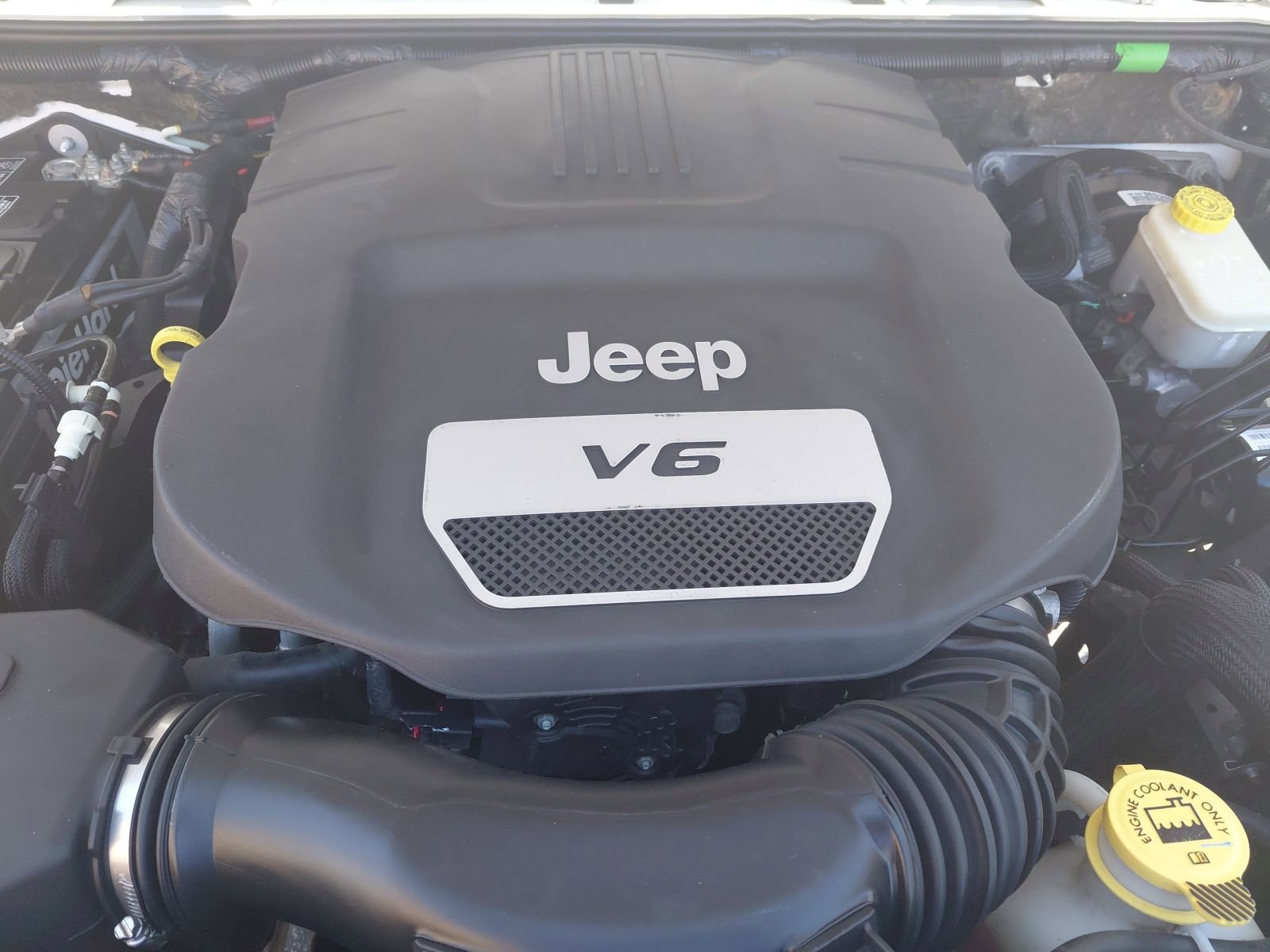 Used 2016 Jeep Wrangler Sport AWD/4WD image 19