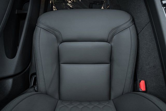 New 2026 Volvo XC60 B5 Plus w/ Protection Package Premier image 31