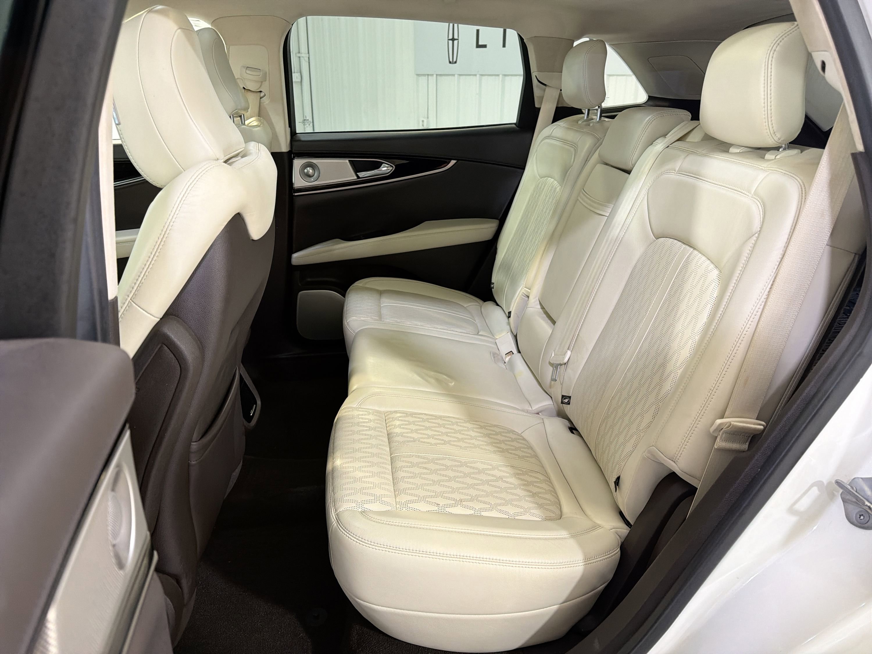 Used 2022 Lincoln Nautilus Black Label AWD/4WD image 25