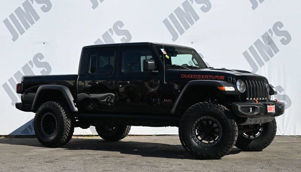 Used 2022 Jeep Gladiator Mojave w/ Cold Weather Group AWD/4WD image 3