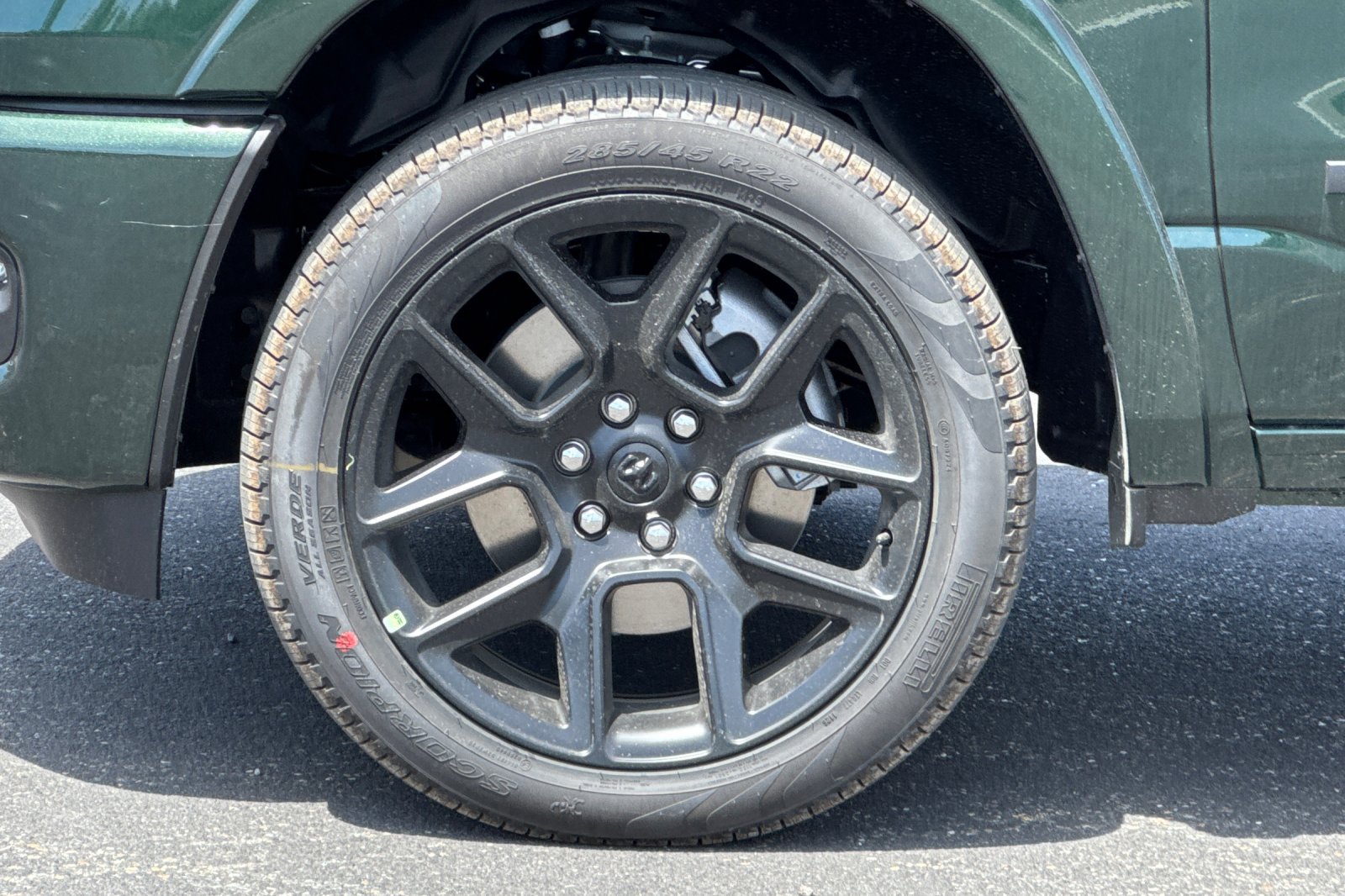 New 2026 RAM 1500 Laramie AWD/4WD image 24