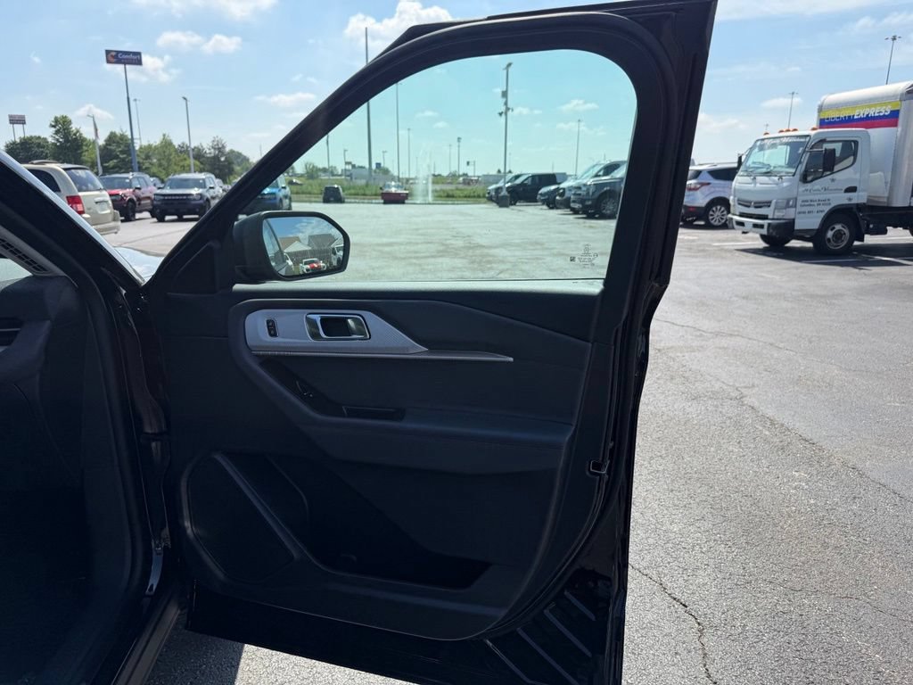 New 2026 Ford Explorer Active AWD/4WD image 60