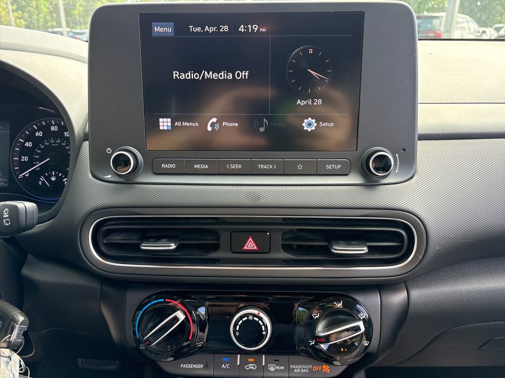 Used 2023 Hyundai Kona SE AWD/4WD image 23