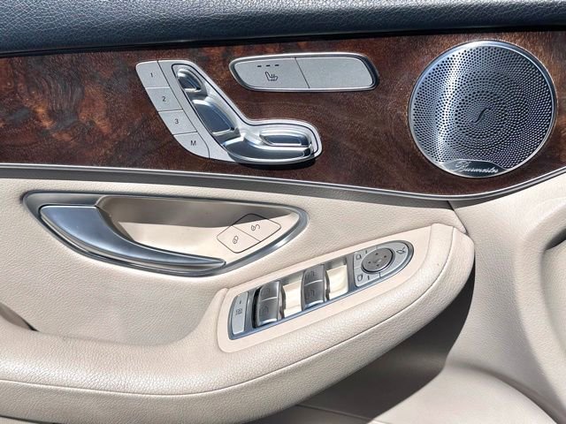 Used 2017 Mercedes-Benz GLC 300 image 24