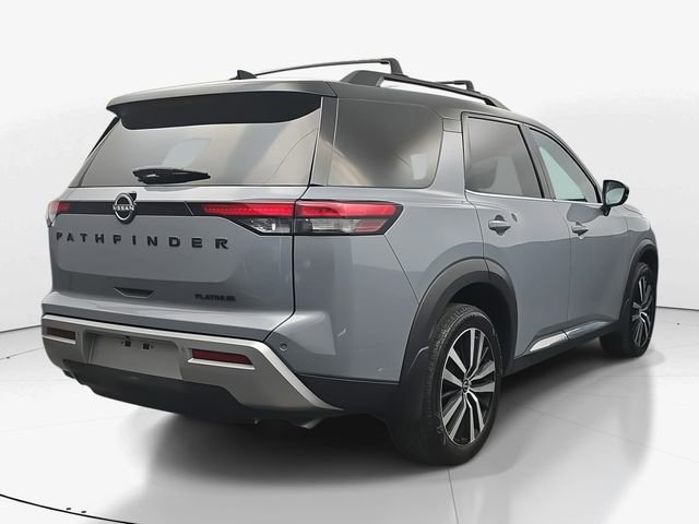 Used 2024 Nissan Pathfinder Platinum image 9