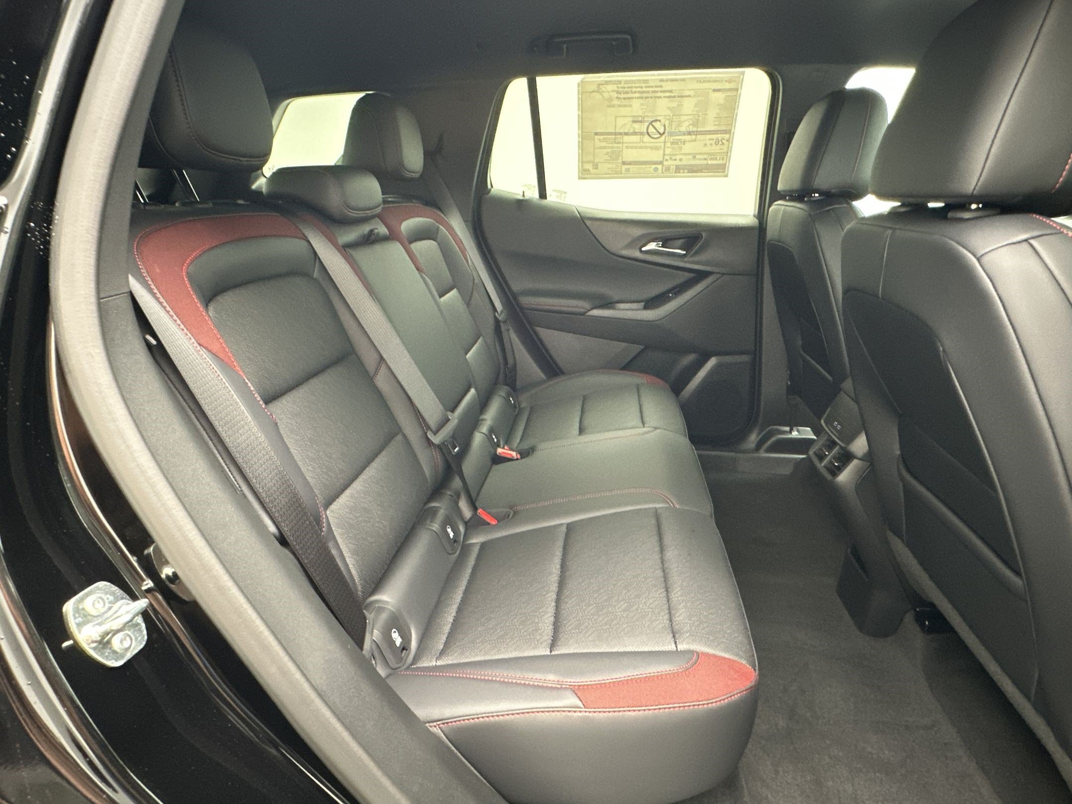 New 2027 Chevrolet Equinox RS w/ LPO, Floor Liner Package AWD/4WD image 30