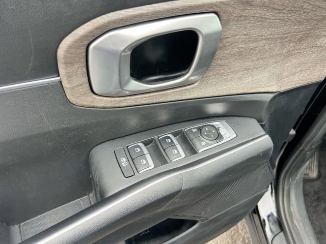 Used 2023 Kia Sorento S w/ Panoramic Sunroof Package image 24