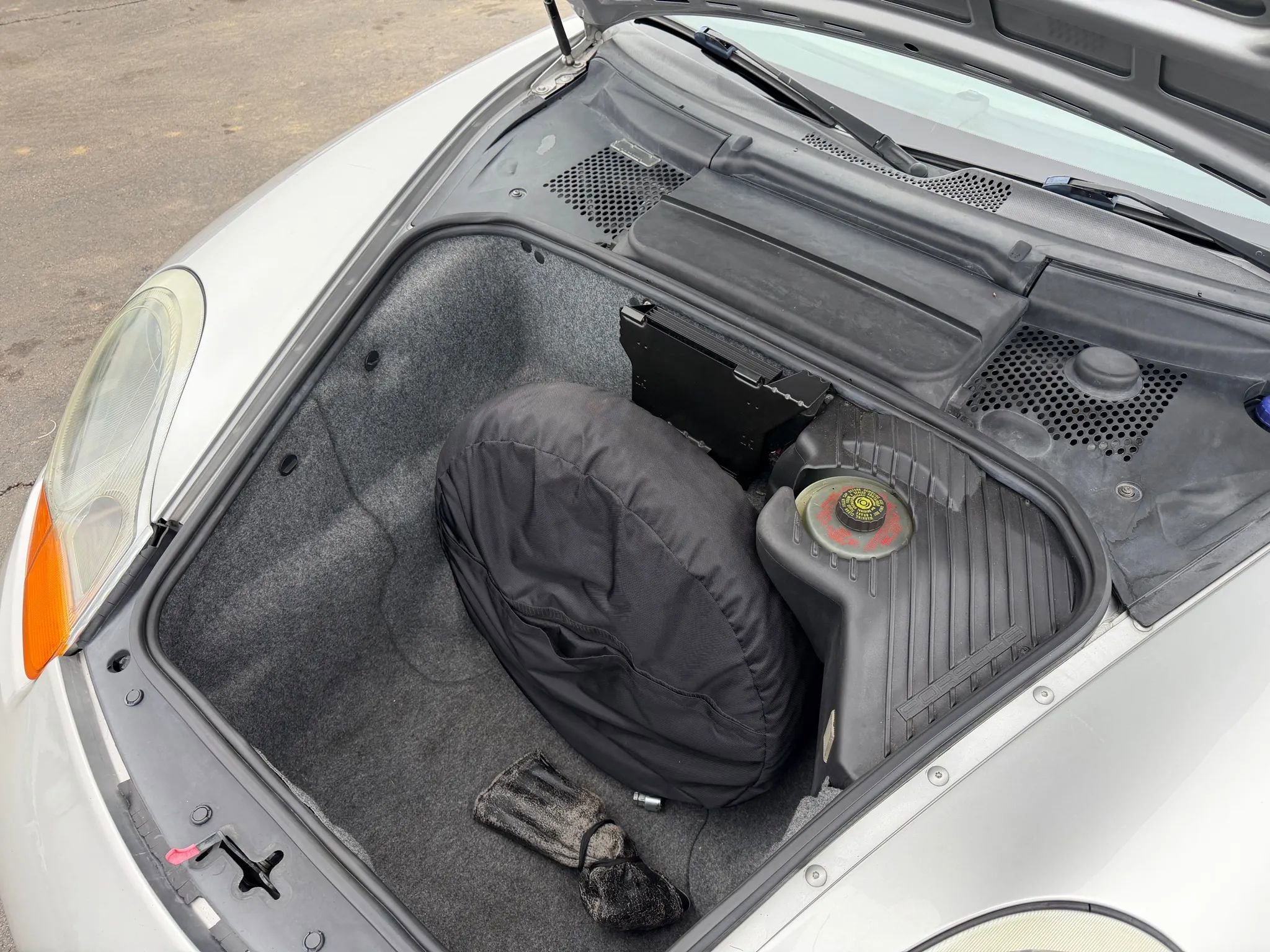 Used 2000 Porsche Boxster S image 39