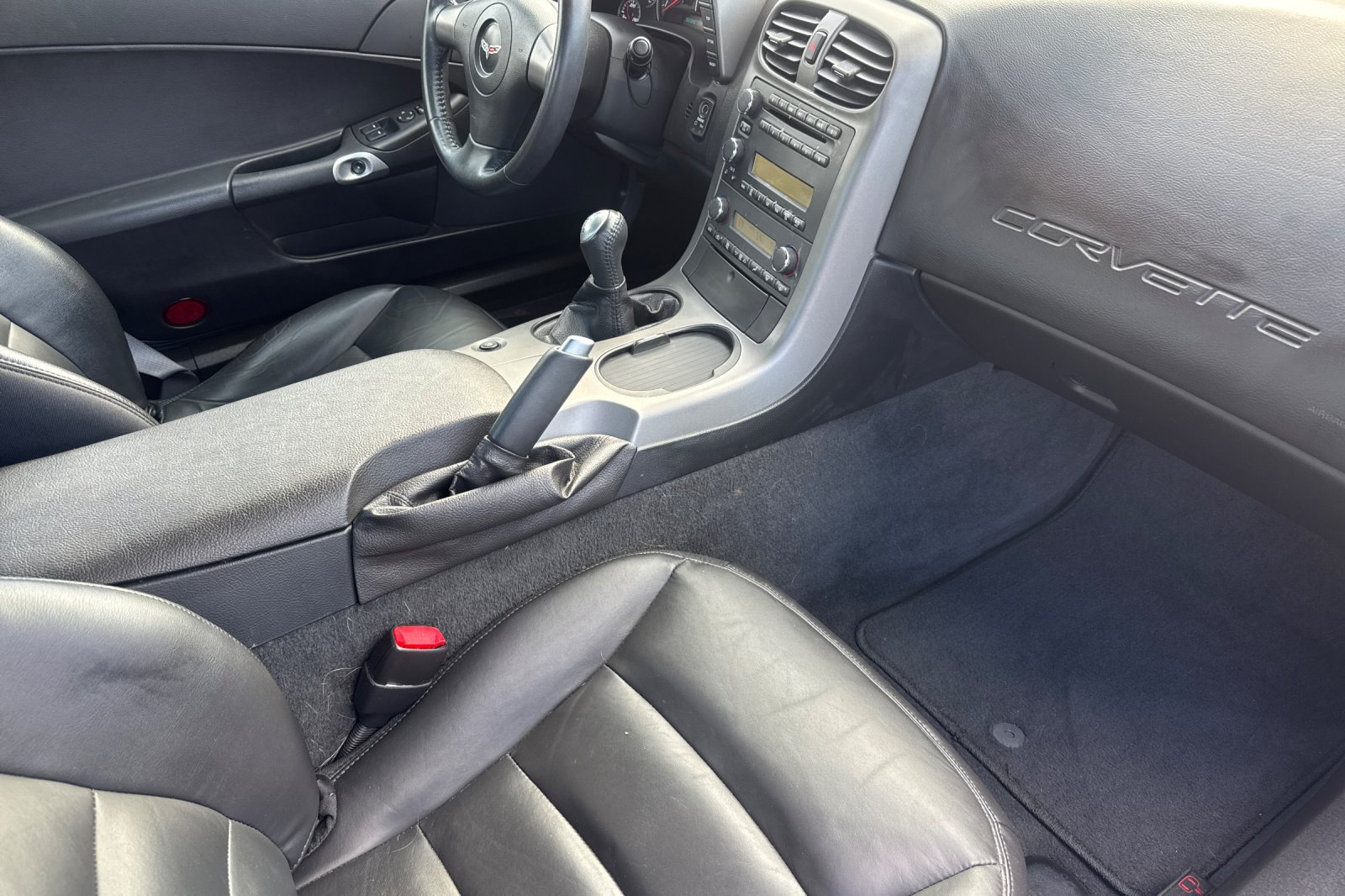 Used 2007 Chevrolet Corvette Coupe RWD image 18