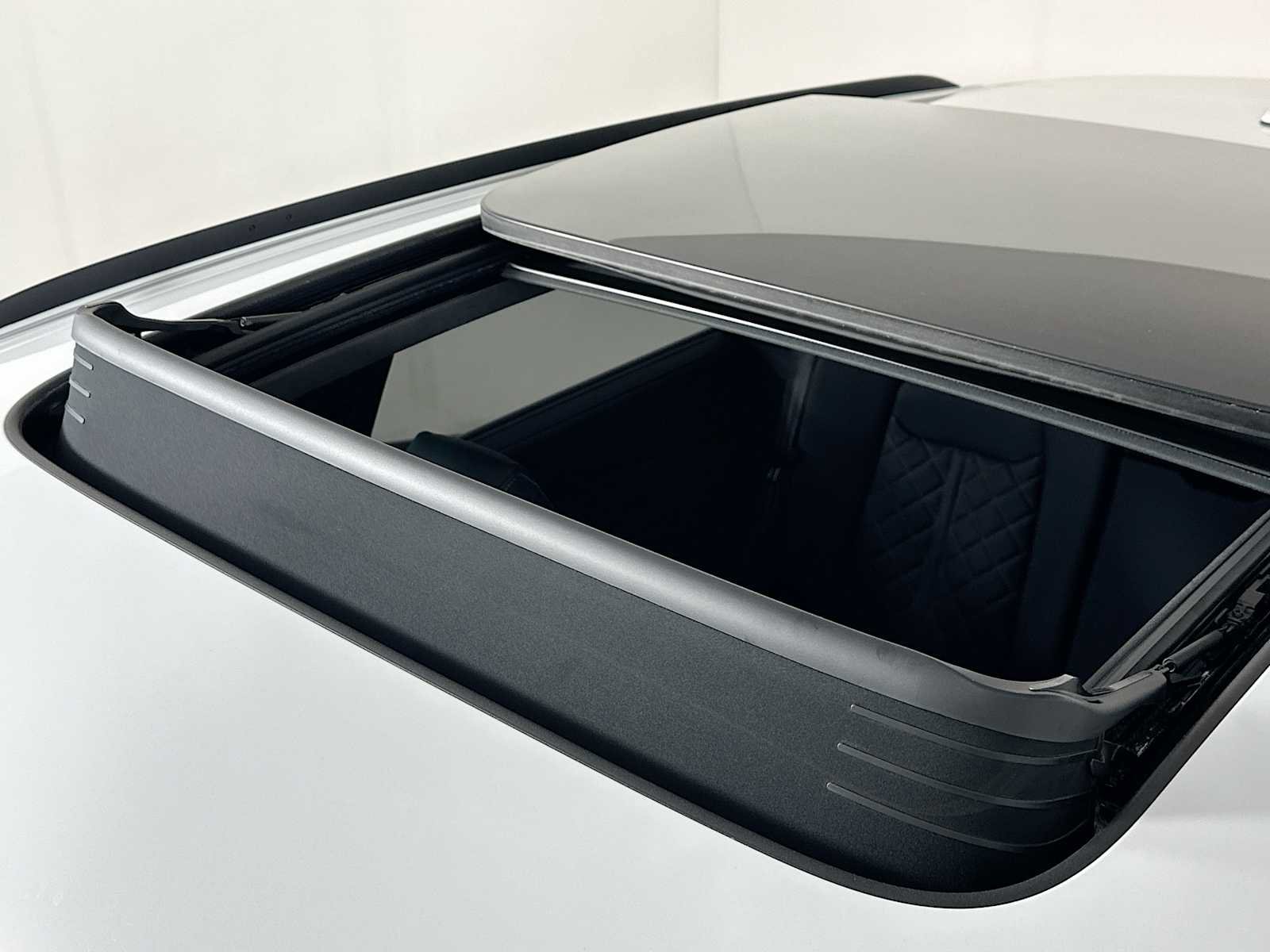 New 2026 Audi SQ8 Prestige image 20