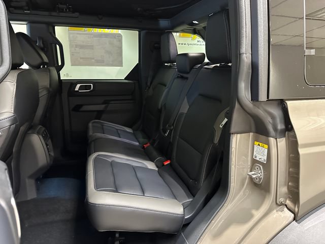 New 2026 Ford Bronco Outer Banks w/ Sasquatch Package AWD/4WD image 17