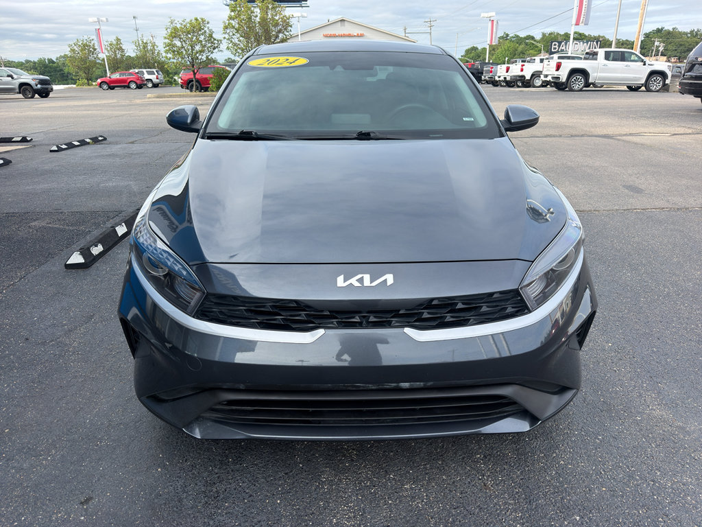 Used 2024 Kia Forte LXS FWD image 2