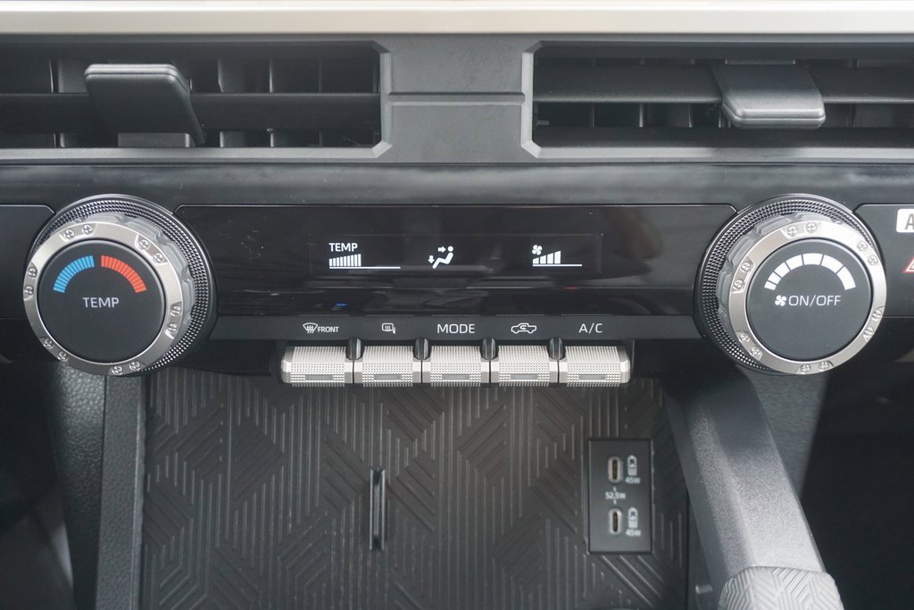 Used 2025 Toyota Tacoma SR5 image 11