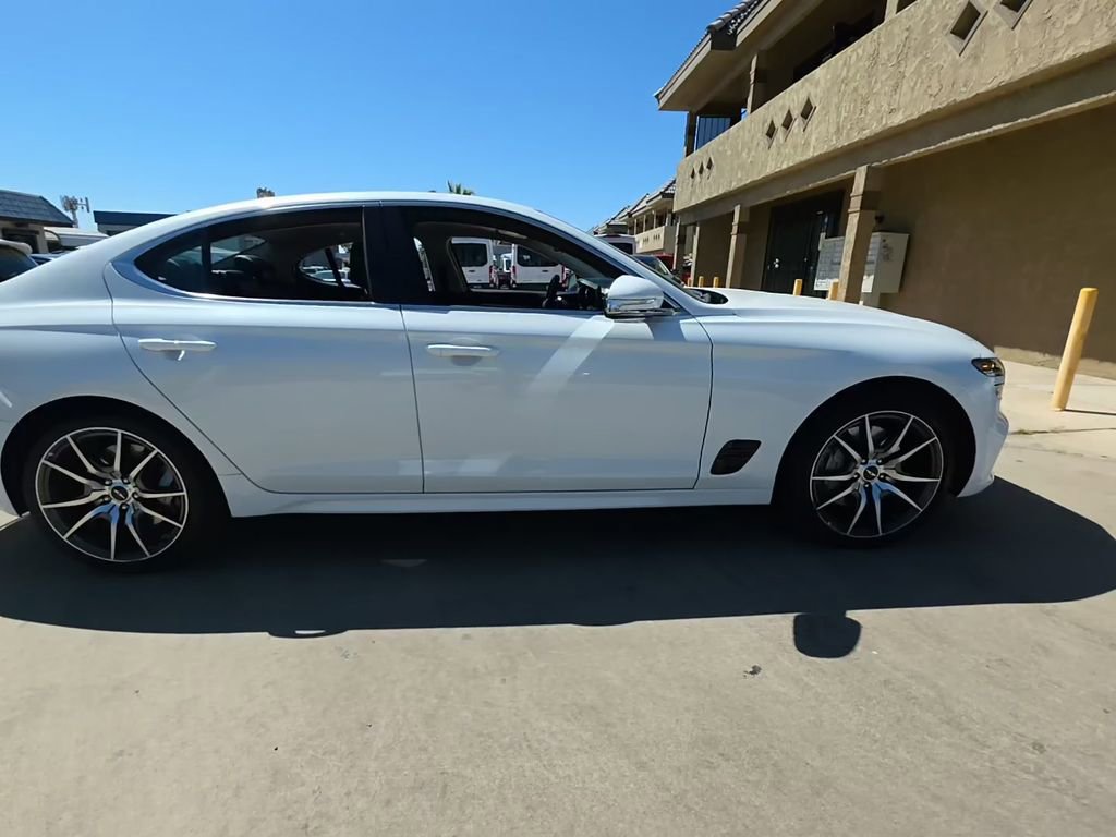Used 2026 Genesis G70 2.5T RWD image 2