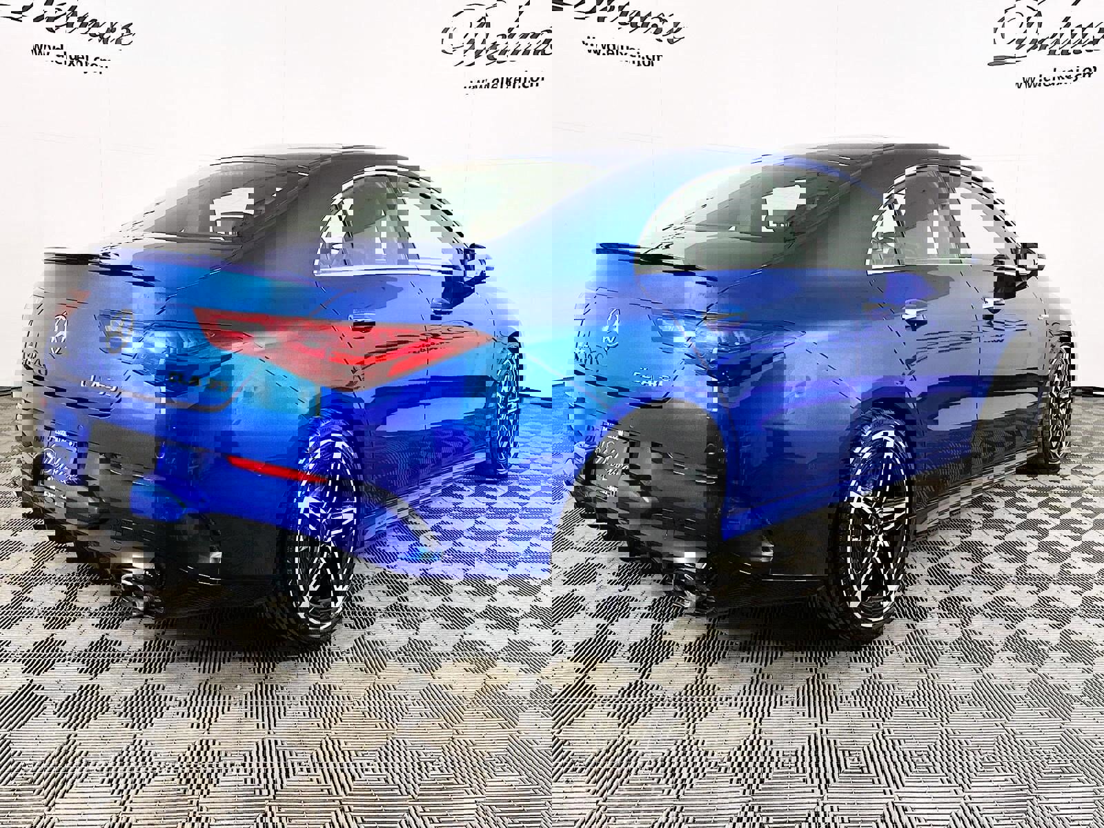 Used 2024 Mercedes-Benz CLA 35 AMG CLA 35 AMG Exclusive 4MATIC image 6