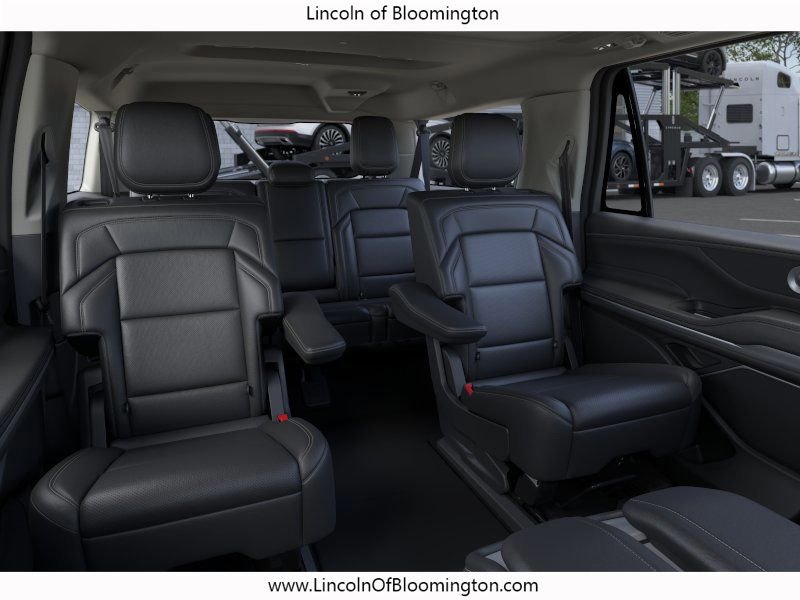 New 2026 Lincoln Navigator L Reserve AWD/4WD image 12