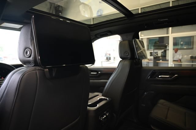 New 2026 GMC Yukon Denali w/ Denali Reserve Package AWD/4WD image 21