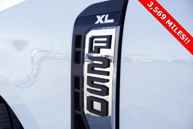 Used 2023 Ford F250 XL w/ XL Chrome Package image 69
