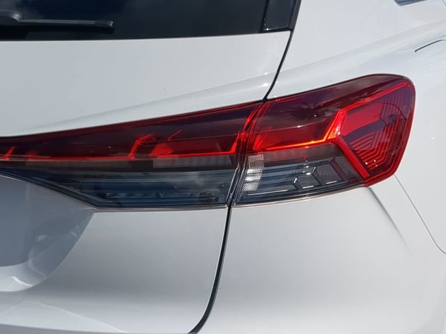 Used 2023 Audi Q4 e-tron Premium Plus w/ Premium Plus image 8