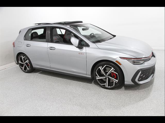 Certified 2025 Volkswagen GTI SE FWD image 1