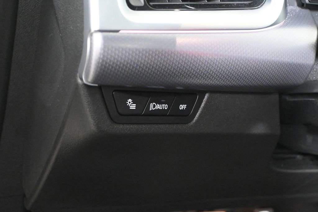 Certified 2024 BMW X1 M35i w/ Premium Package image 25