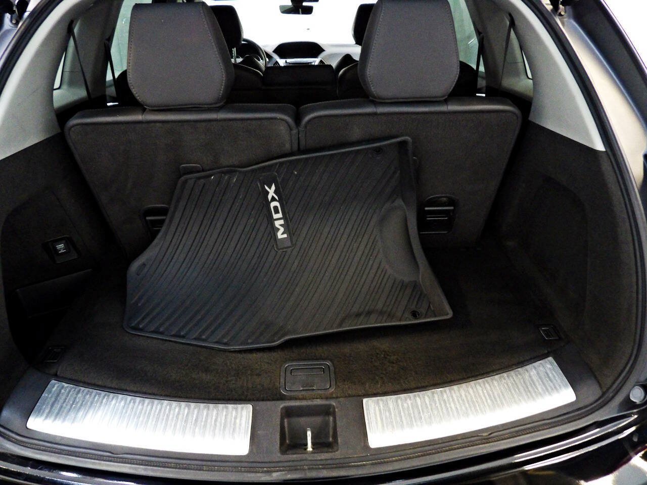 Used 2017 Acura MDX w/ Technology Package AWD/4WD image 13