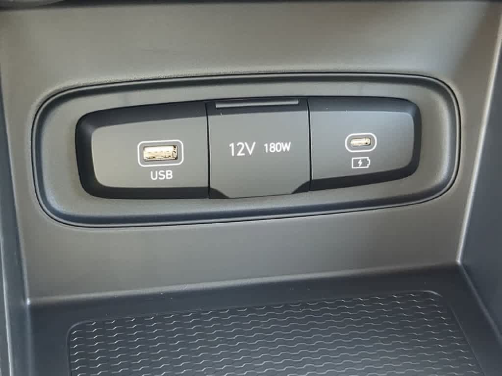 New 2026 Hyundai Venue SE FWD image 31