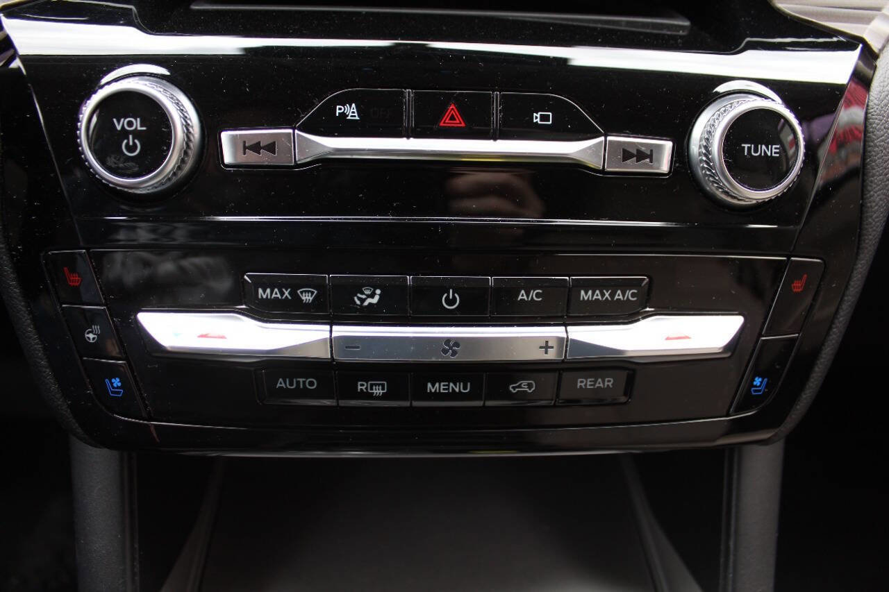 Used 2021 Ford Explorer Limited AWD/4WD image 14