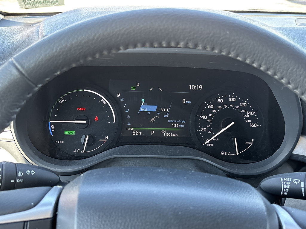 Used 2026 Toyota Sienna XLE FWD image 15