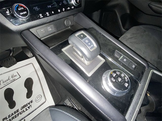 Used 2023 Mitsubishi Outlander SE image 20