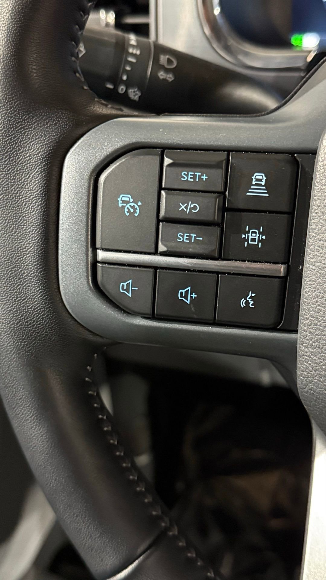 Used 2023 Ford F150 Lightning XLT w/ Equipment Group 312A High image 74