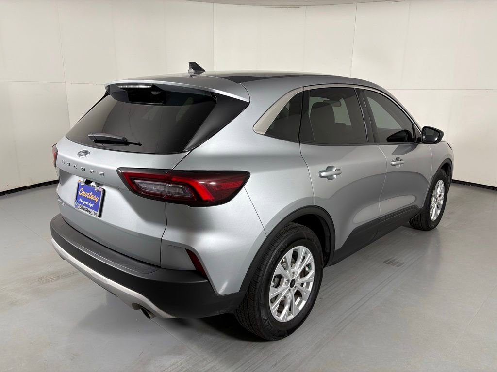 Used 2024 Ford Escape Active FWD image 8