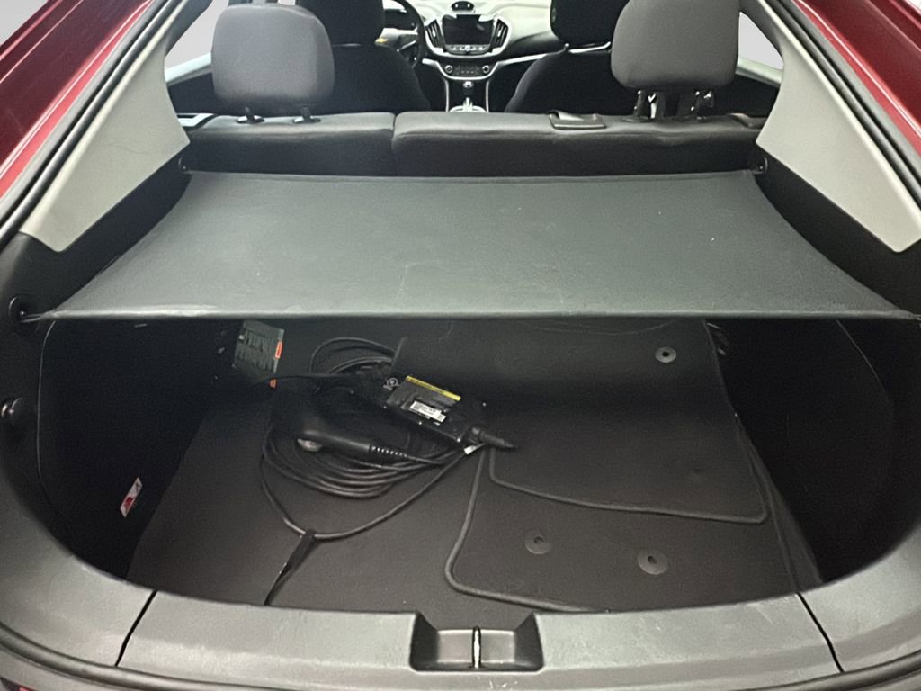 Used 2019 Chevrolet Volt LT w/ Comfort Package image 17