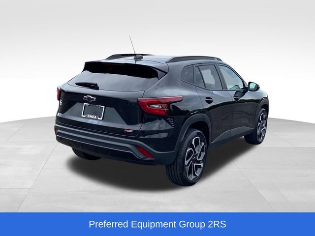 Used 2025 Chevrolet Trax RS w/ Driver Confidence Package FWD image 3