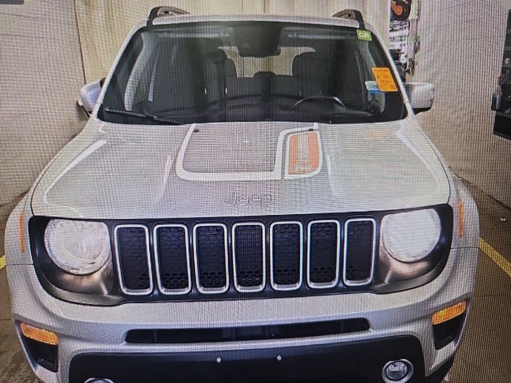 Used 2021 Jeep Renegade Latitude w/ Convenience Group AWD/4WD image 6