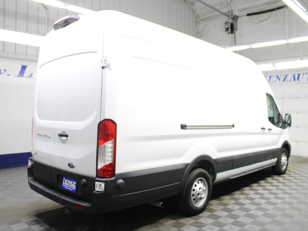 Used 2025 Ford Transit 250 148 High Roof Extended AWD w/ Load Area Protection Package image 6